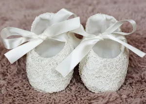 G030 Baby Shoes